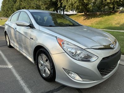 2015 Hyundai SONATA Hybrid SE