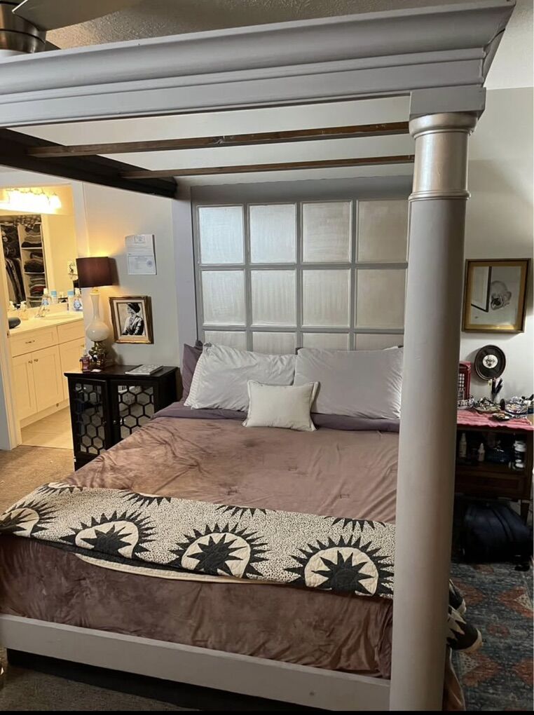 Four Poster Solid Wood Canopy Bed