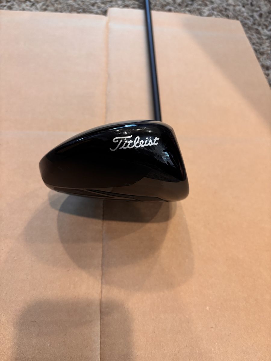 Titleist GT2 11° Driver w/ Mitsubishi Chemical Tensei 1K Blue 55 Stiff Flex - Right Hand Men's