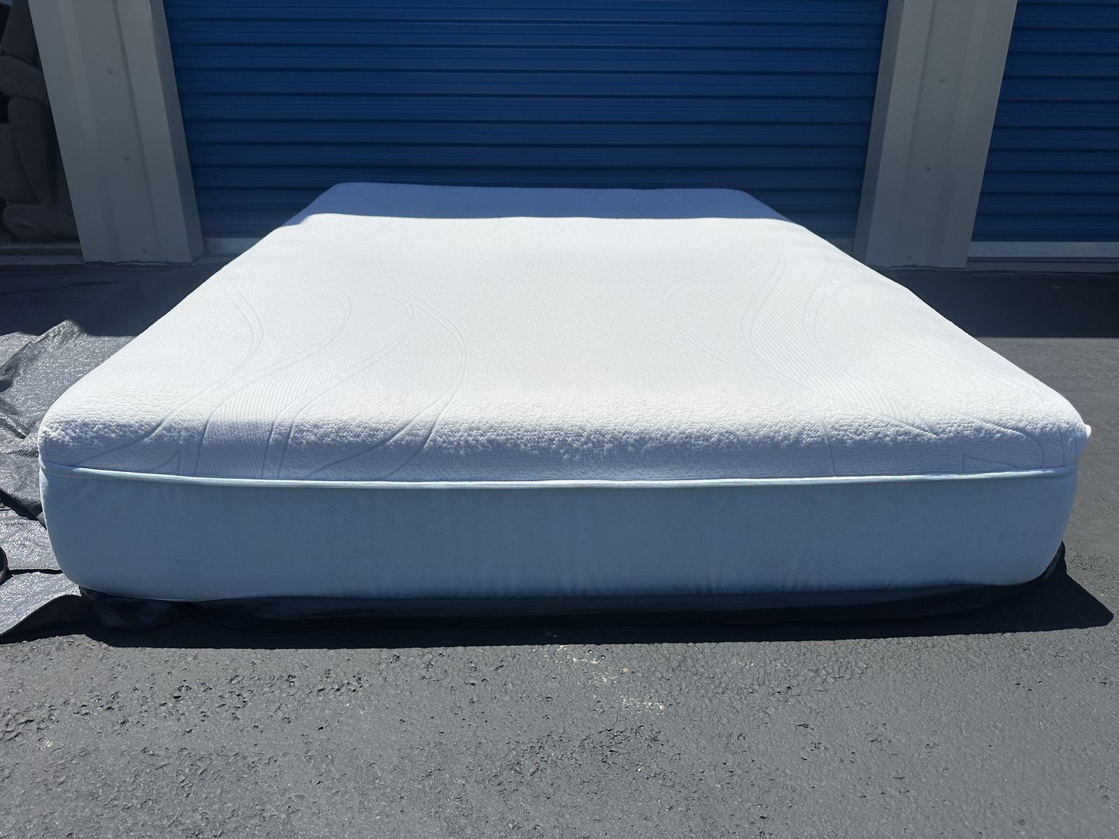 12” Queen Ironman Recovery Lux I Mattress