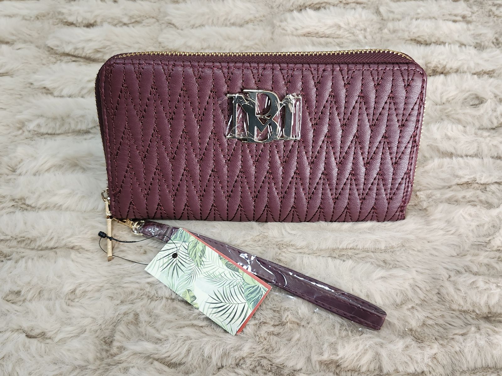 NWT Badgley Mischka Wristlet/Wallet