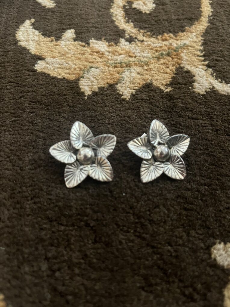 Danecraft' Sterling Silver Flower Clip Earrings - 1940's