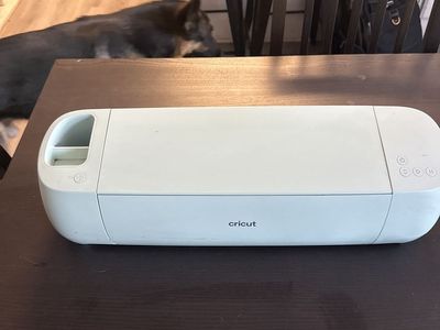 Cricut Explore Air 2 Die-Cutting Machine - White Smart Cutting Machine