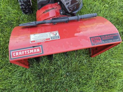 Craftsmen 2-stage snow blower