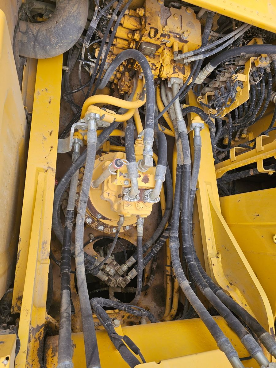 Main image 5