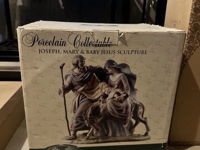Classic Treasures Porcelain Collectable - Nativity