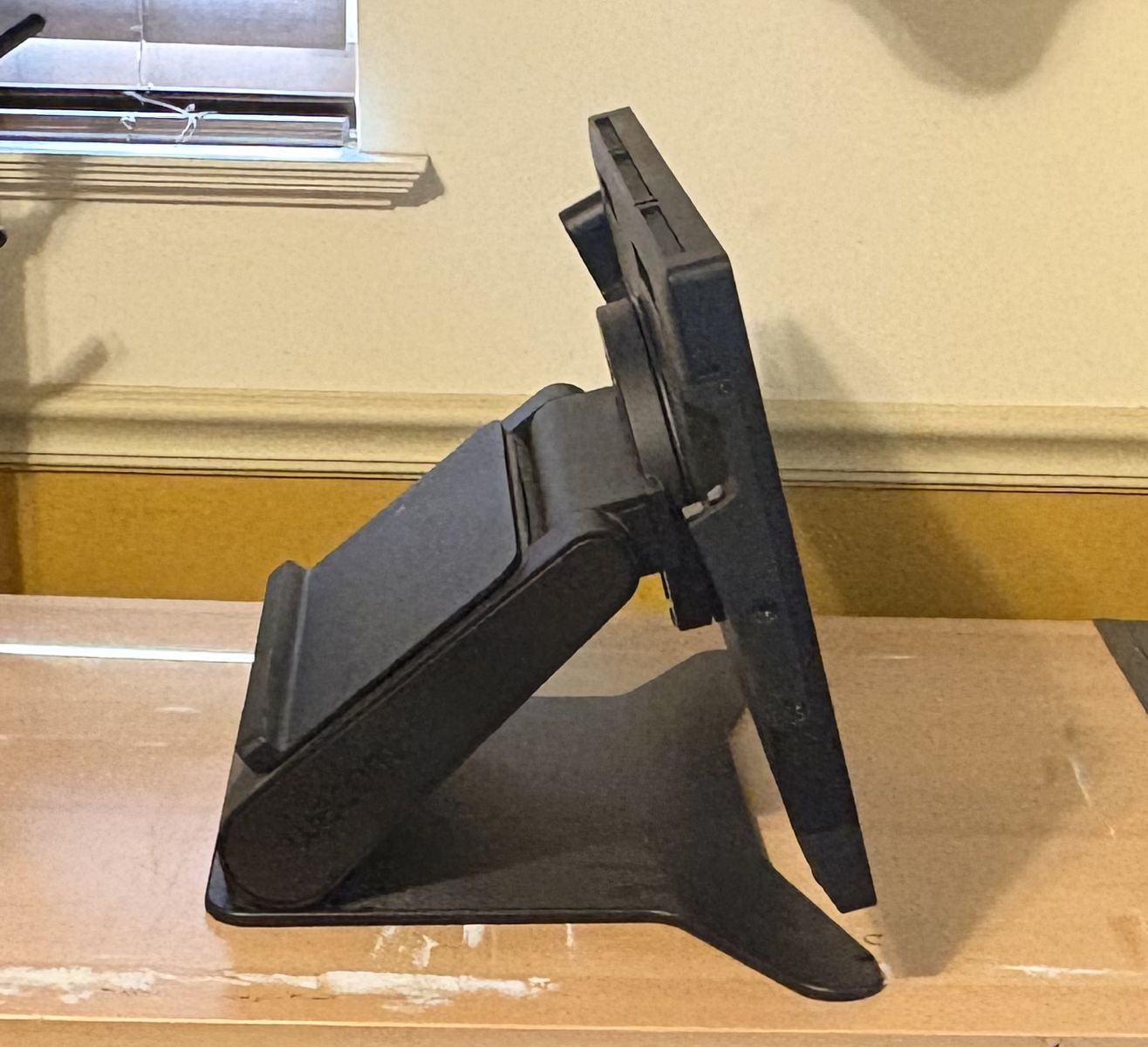 Main image 5