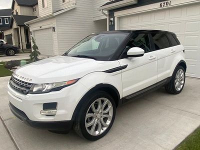 Range Rover Evoque Pure SUV - White 4D 2.0L I4 Turbocharged (Model Year Unknown)