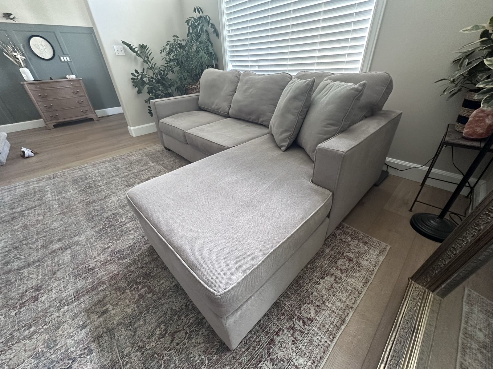 3 cushion sofa couch with chaise