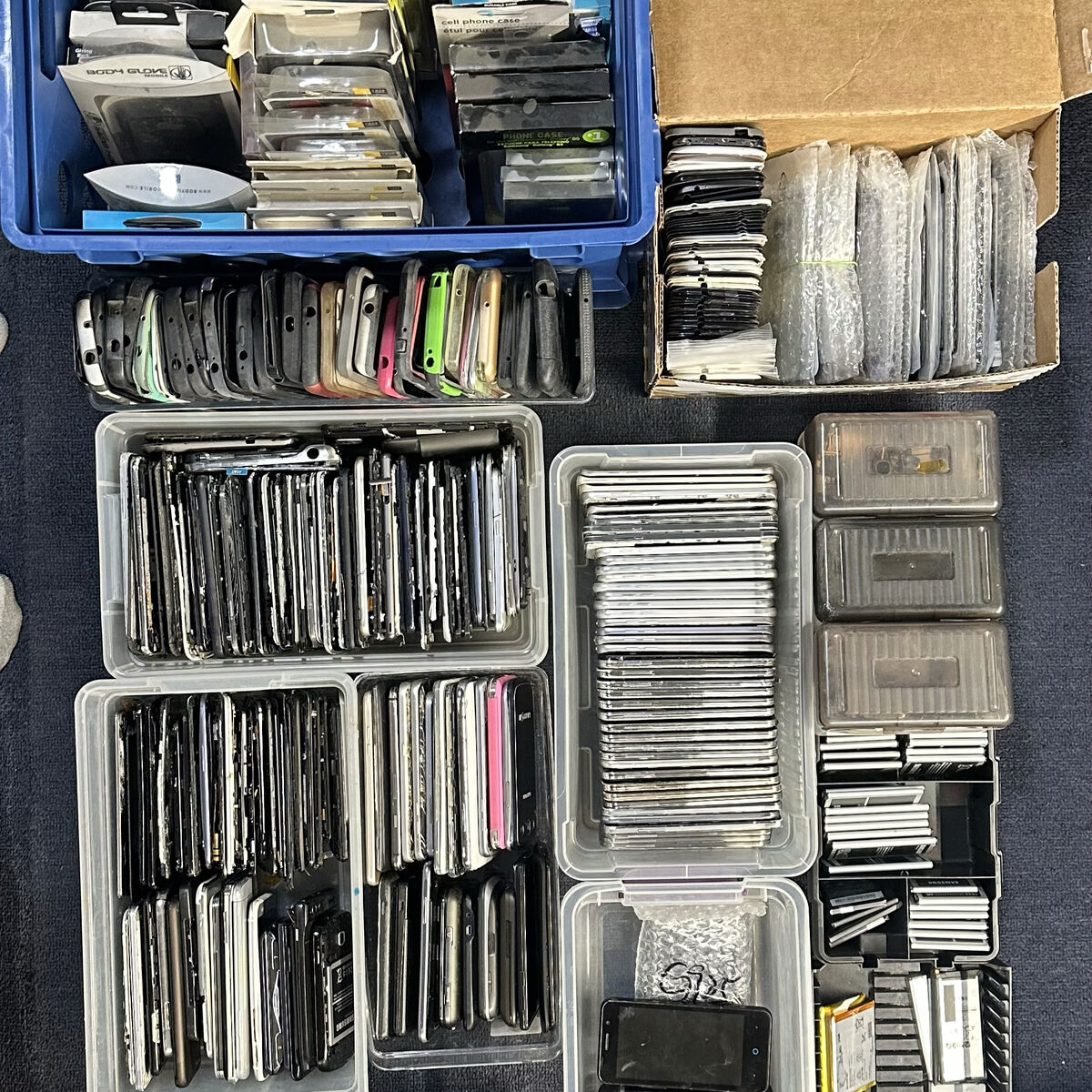 Lot Of 100+ Used Androids Cases Screens Batteries