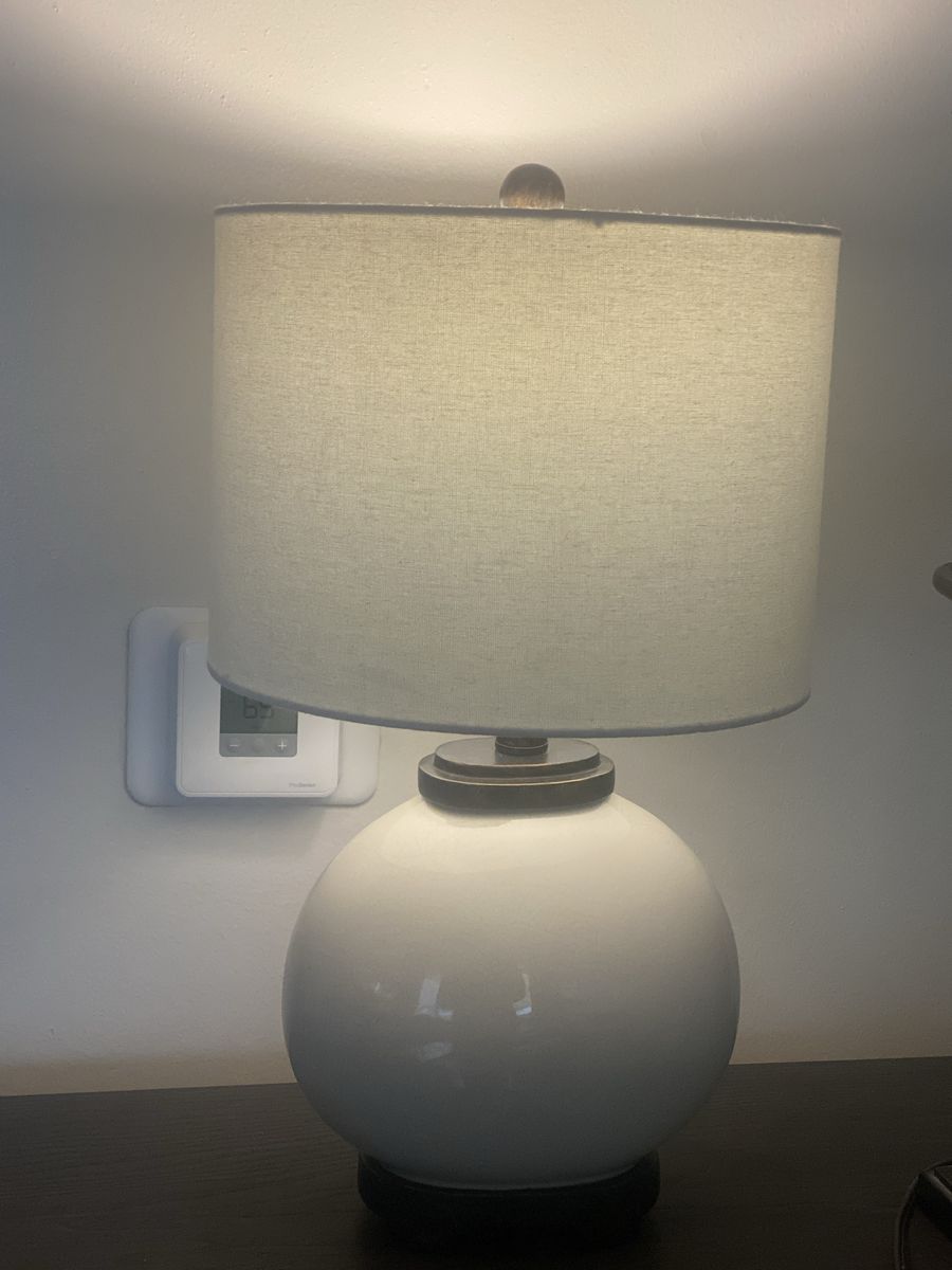 Sleek Ceramic Lamp