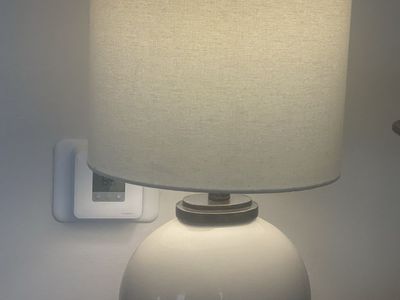 Sleek Ceramic Lamp