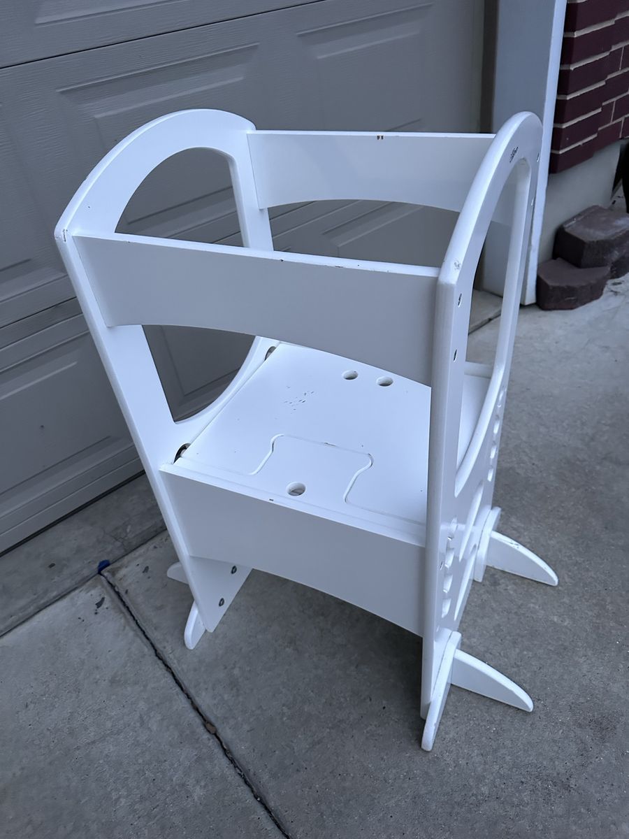 Little Partners The Learning Tower Adjustable Kids Step Stool - White