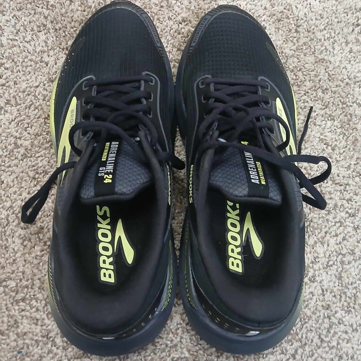 Brooks Adrenaline GTS 24 Weatherized version size