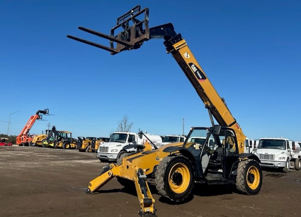 2016 CAT TL943D Telehandler