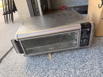 Ninja Foodi 8-in-1 Digital Air Fry Oven, Toaster, Convection Oven SP101 - Used