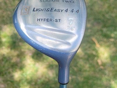 Square Two Light & Easy 4-4-4 Hyper-ST #7 Golf Wood Club 21° Loft