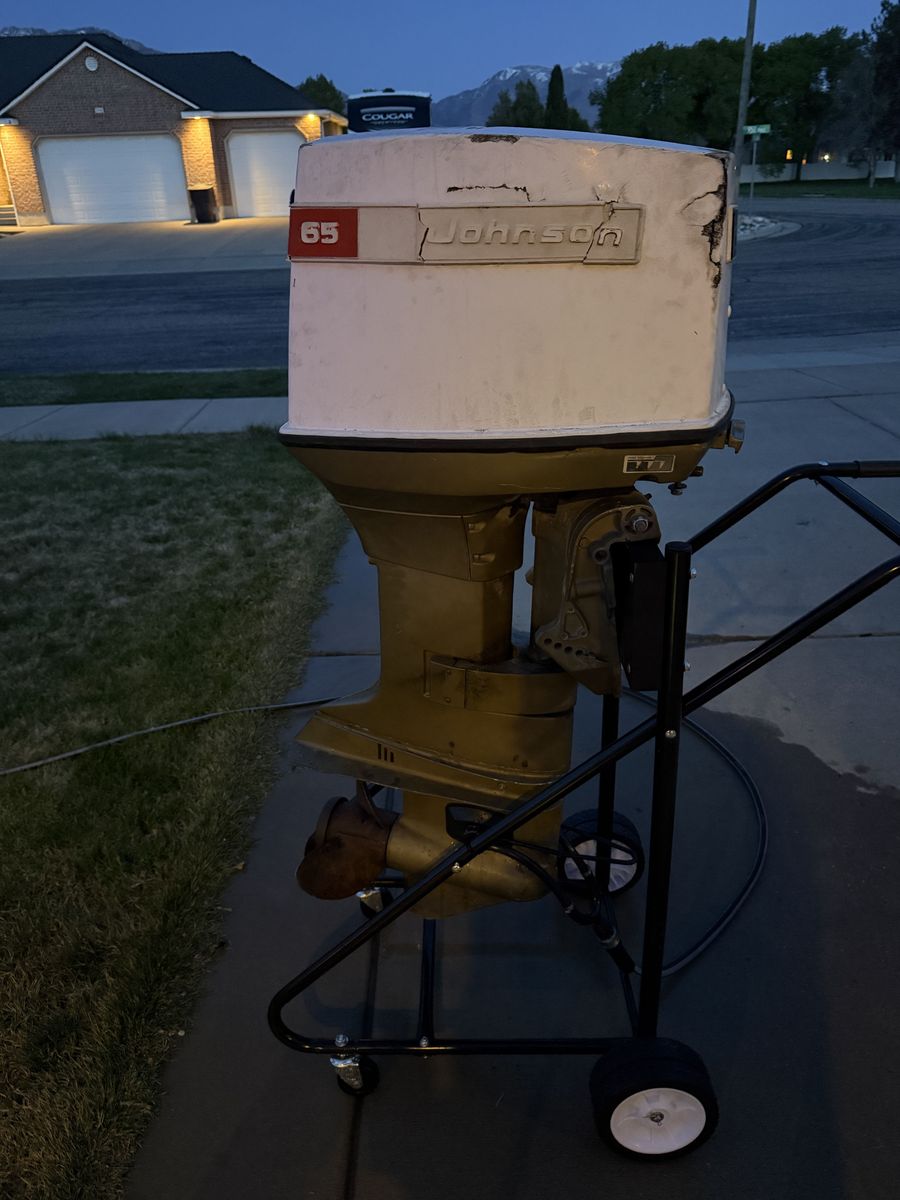 1972 Johnson 65 Horsepower Outboard boat motor!