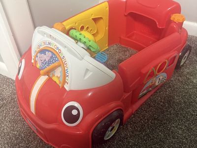 Fisher Price Laugh and Learn Crawl Around Car