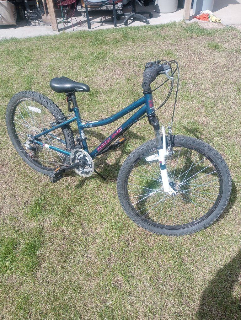 Kyrie Redline 24" mountain bike
