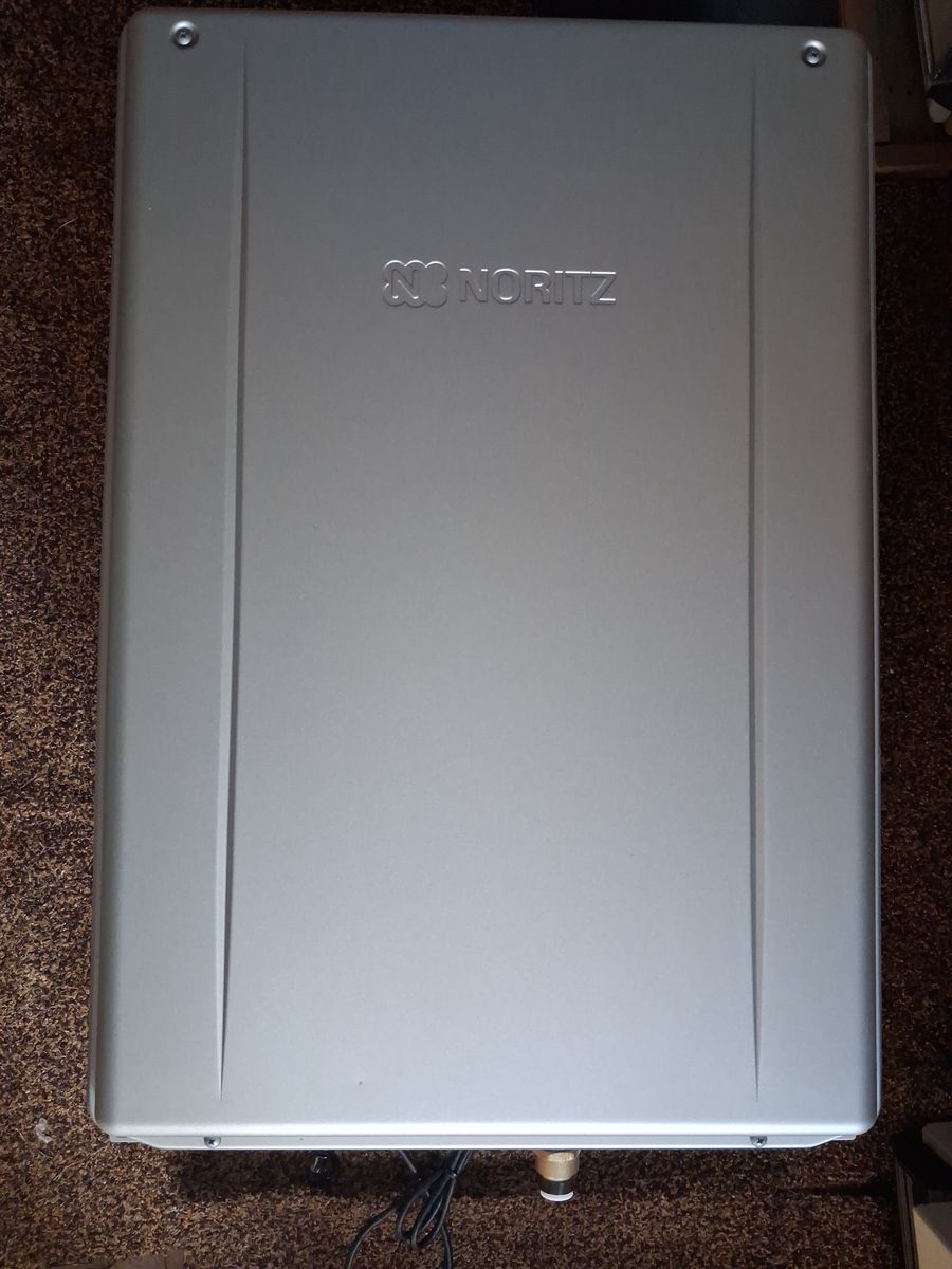 Noritz tankless gas water heater & burner assembly