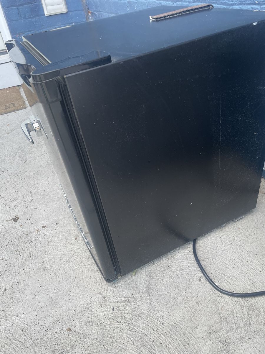 Main image 4