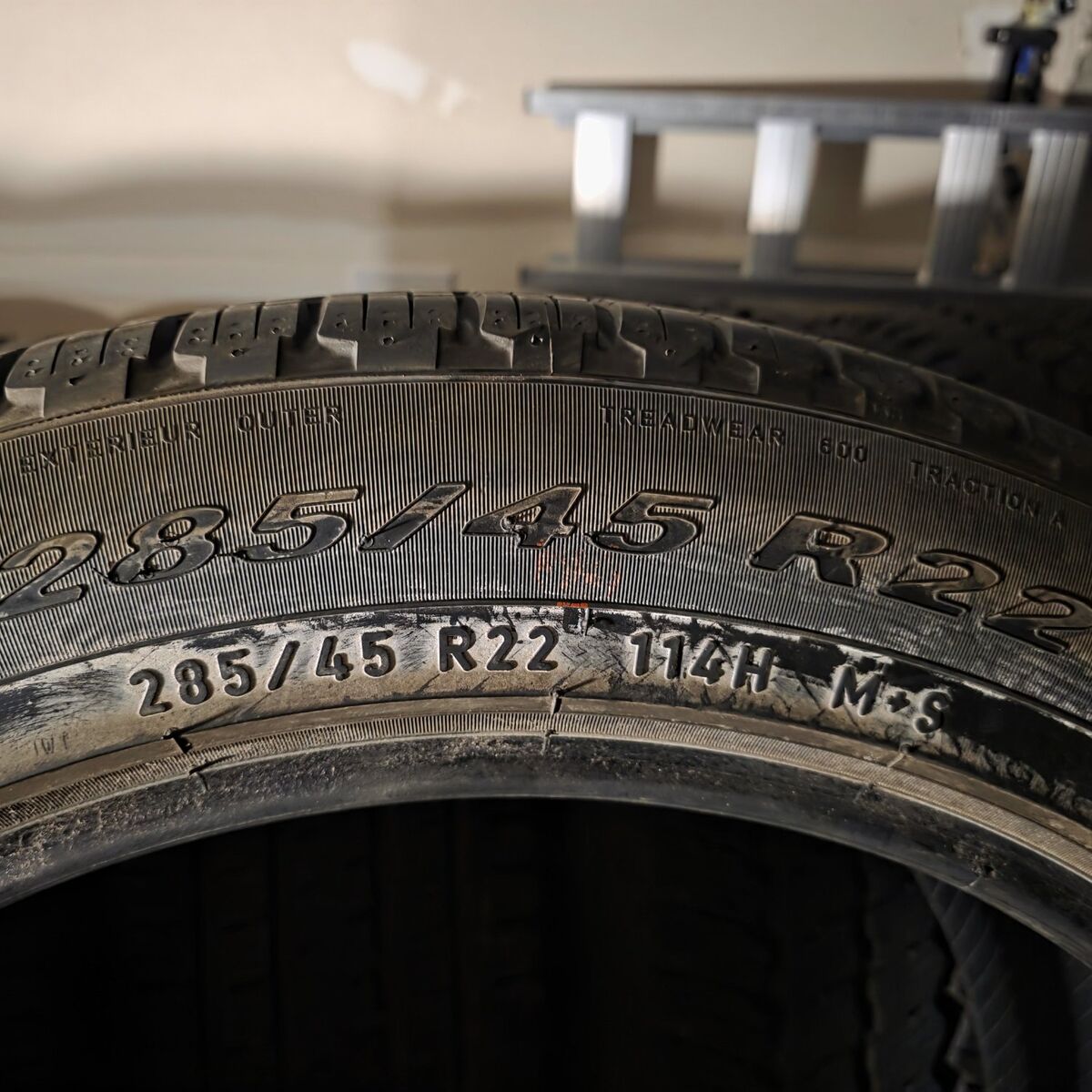 LIKE NEW 285 45 22 PIRELLI SCORPION TIRES 22 inch