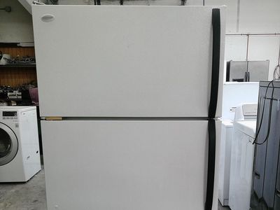 Frigidaire 18 cf Top Freezer Refrigertor~90 Day Guarantee