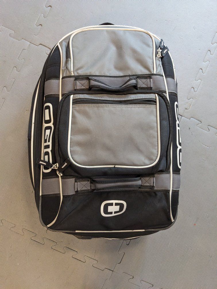 Ogio Layover Travel Bag