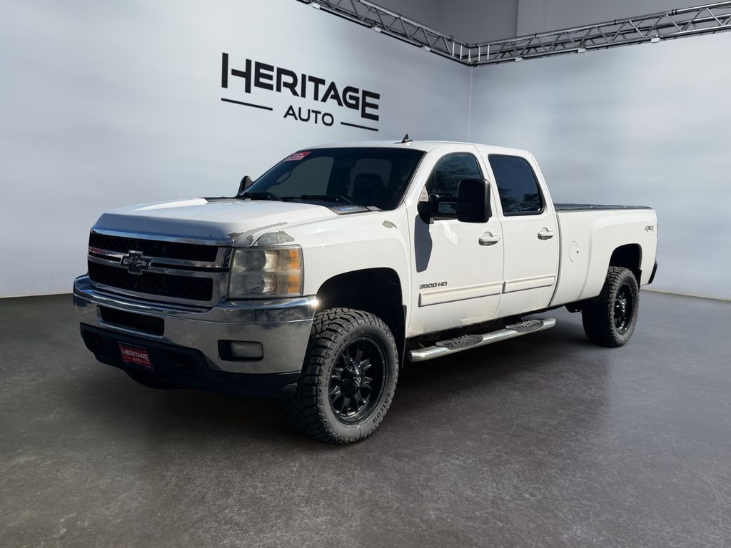 2011 CHEVROLET SILVERADO 3500HD LTZ