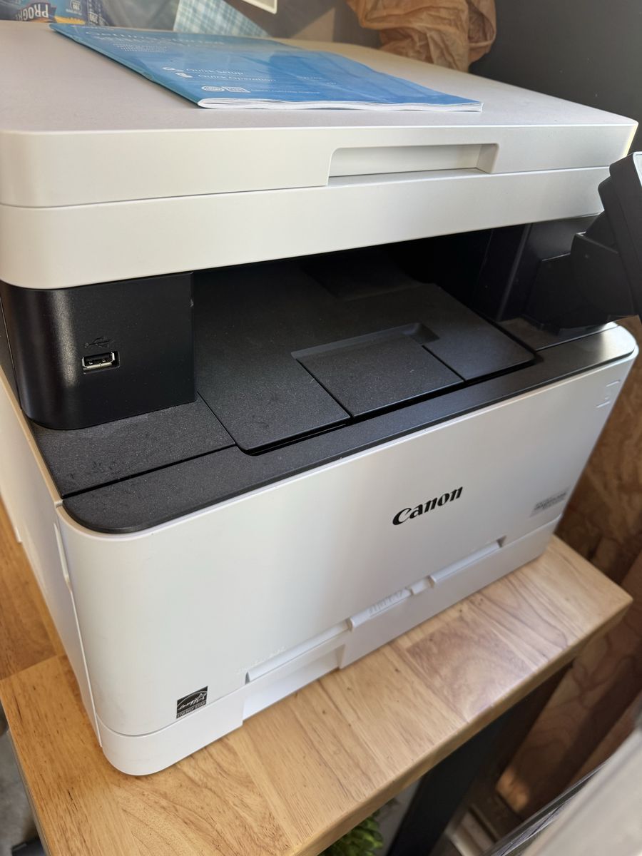 Color laser printer