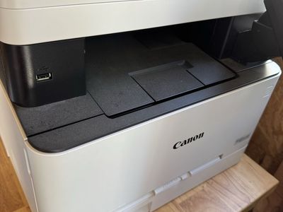Color laser printer
