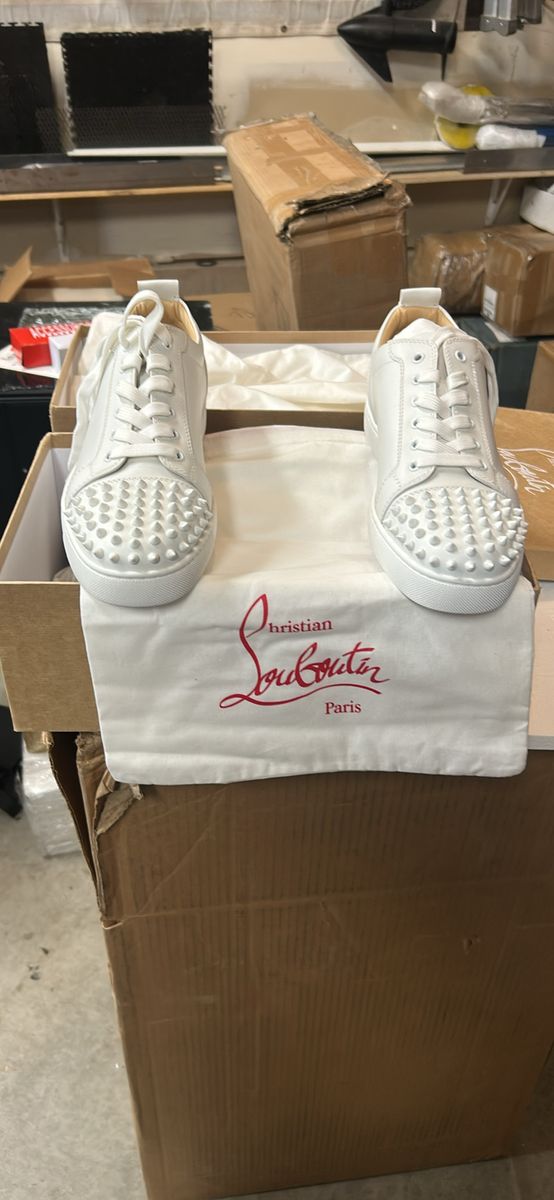 Christian Louboutin Louis Junior Spikes Flat White Leather Sneakers Size 43.5