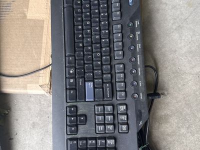 Lenovo USB Wired Keyboard - Black, Full-Size with Multimedia Keys