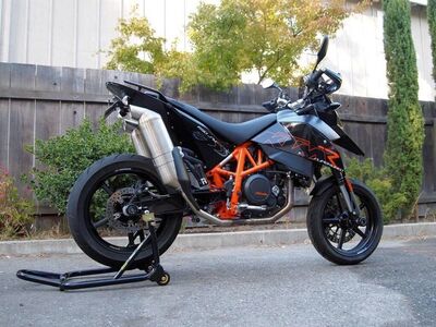 2008 KTM 690 SMR | Supermoto