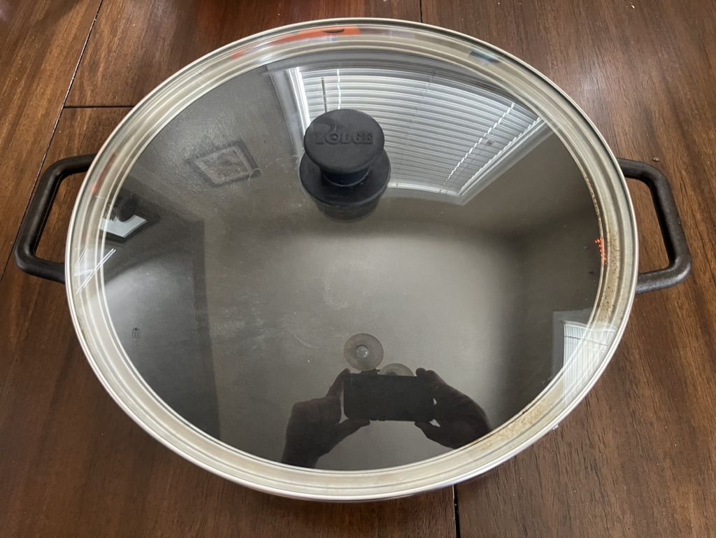 LIKE NEW - Lodge 14" Seasoned Cast-Iron Woks with lid - 2 available