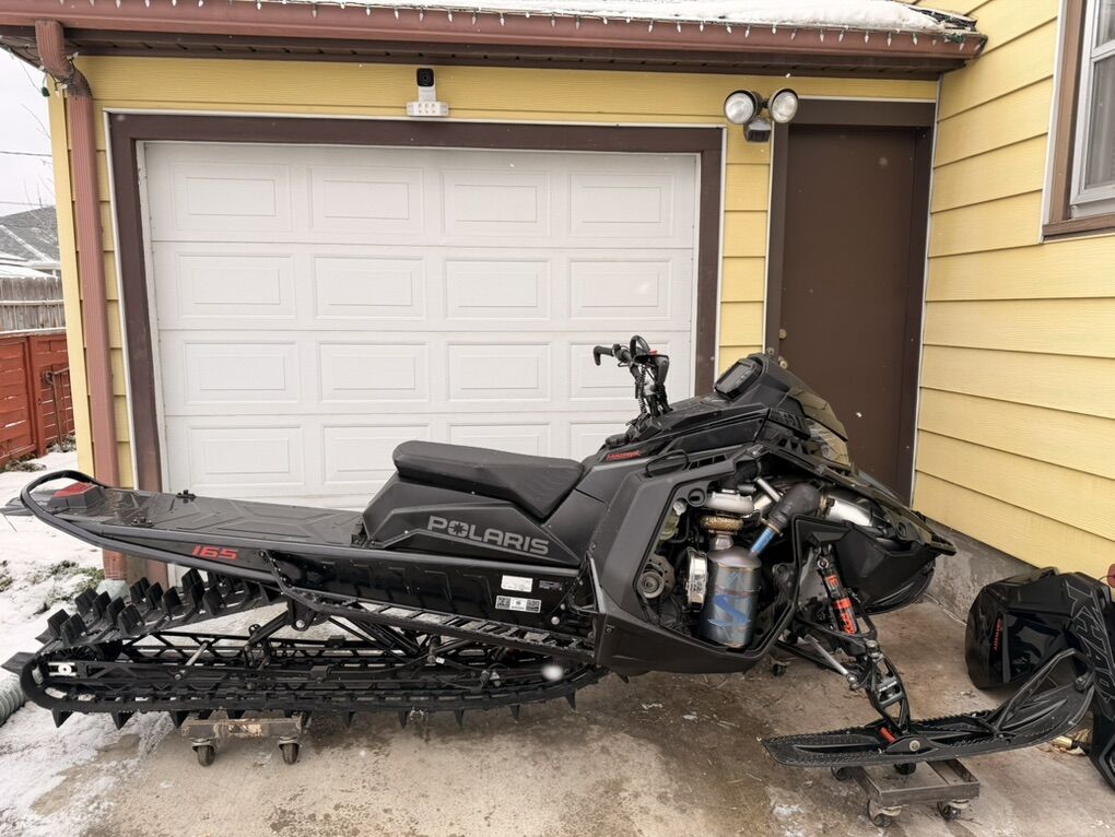 2023 Polaris Boost 850