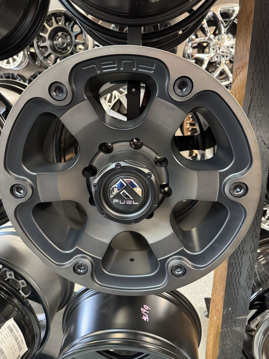 Brand new set of 4 wheels FUEL off road 18x9 Matte Black Machined/Tint Clear. lug pattern 8x165.1 offset 1mm