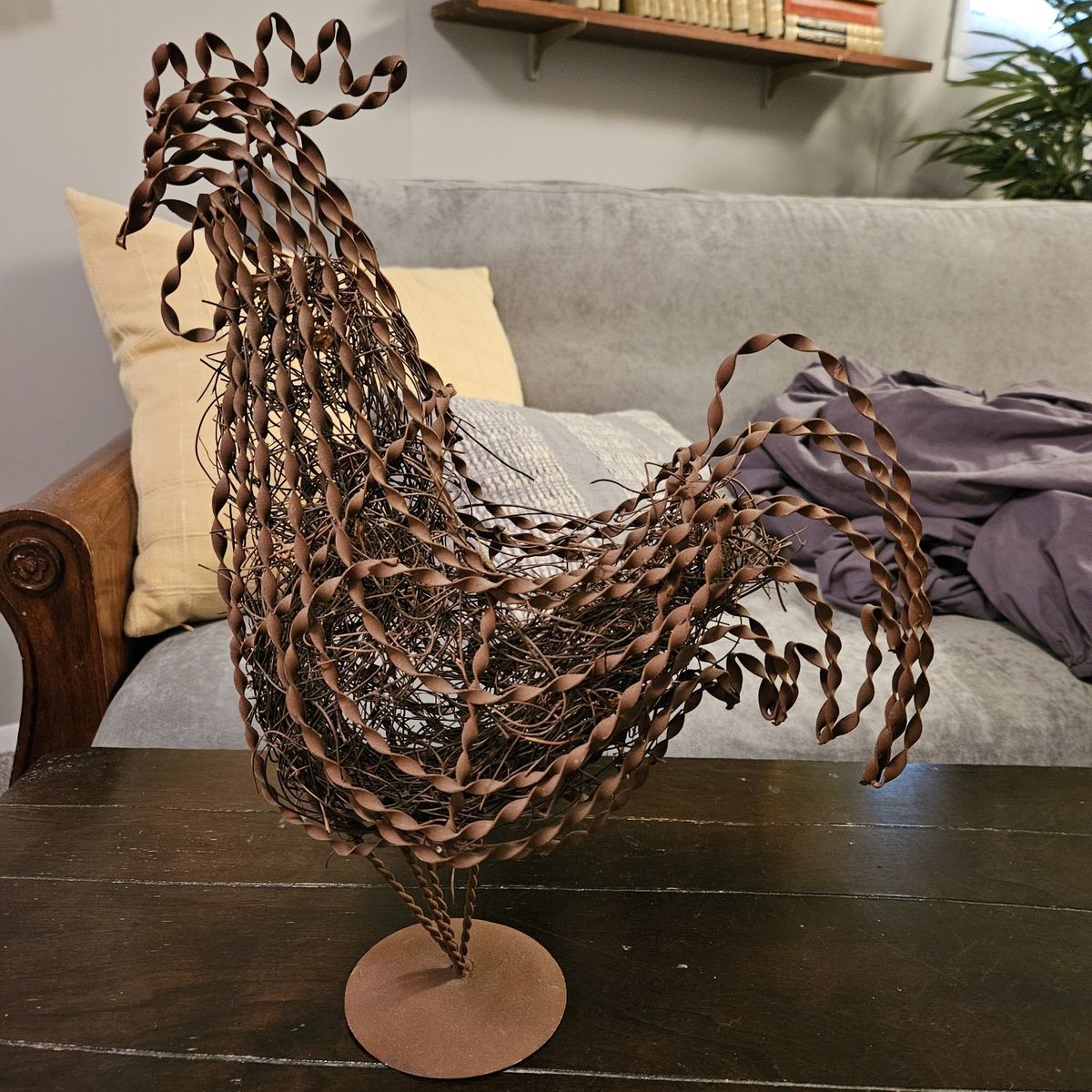 Rusty rooster statue
