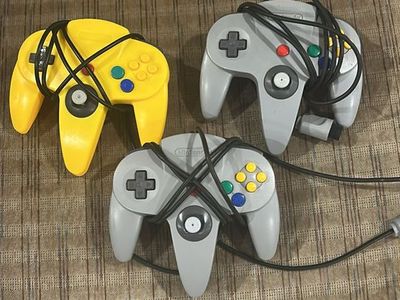 3 n64 controllers