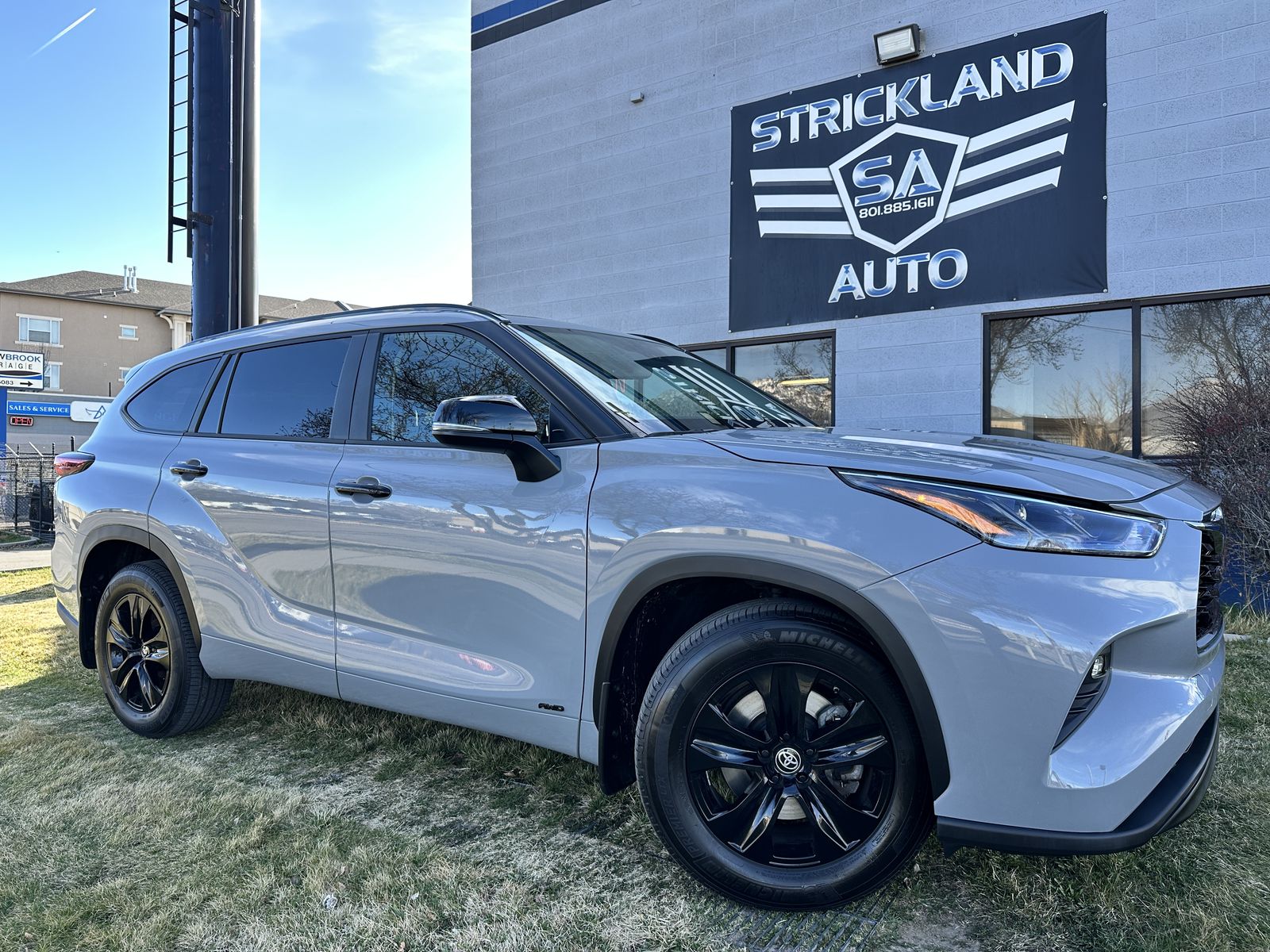 2024 Toyota Highlander XLE Nightshade