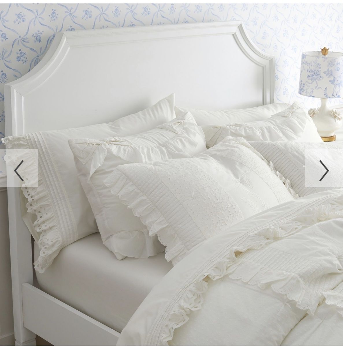 Pottery Barn Teen Auburn Classic Bed, White, Queen Size, Excellent Condition