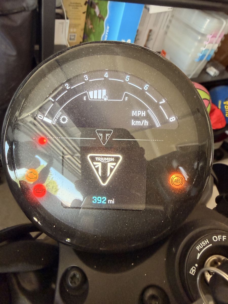 2025 Triumph Speed Twin 900 Motorcycle - Low Mileage (392 mi) - White/Blue/Orange Accent