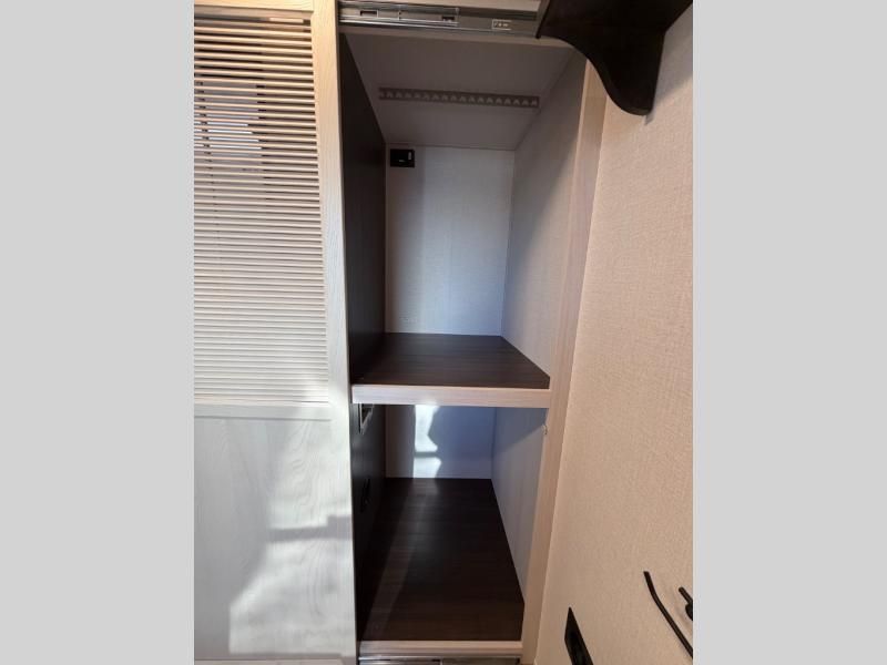 Main image 22