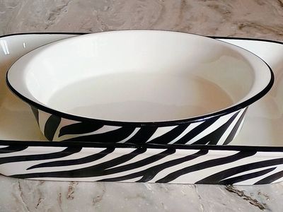 Set of two Zibra Baking Dishes