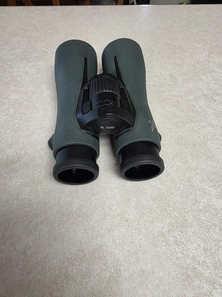 SWAROVSKI NL PURE 10X52