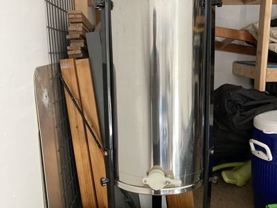 Electric honey extractor 2-frame