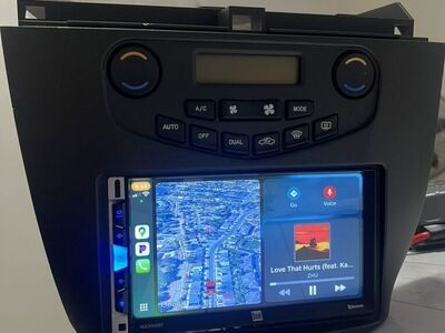 Stereo with base for accord 03-07 ready to be cone