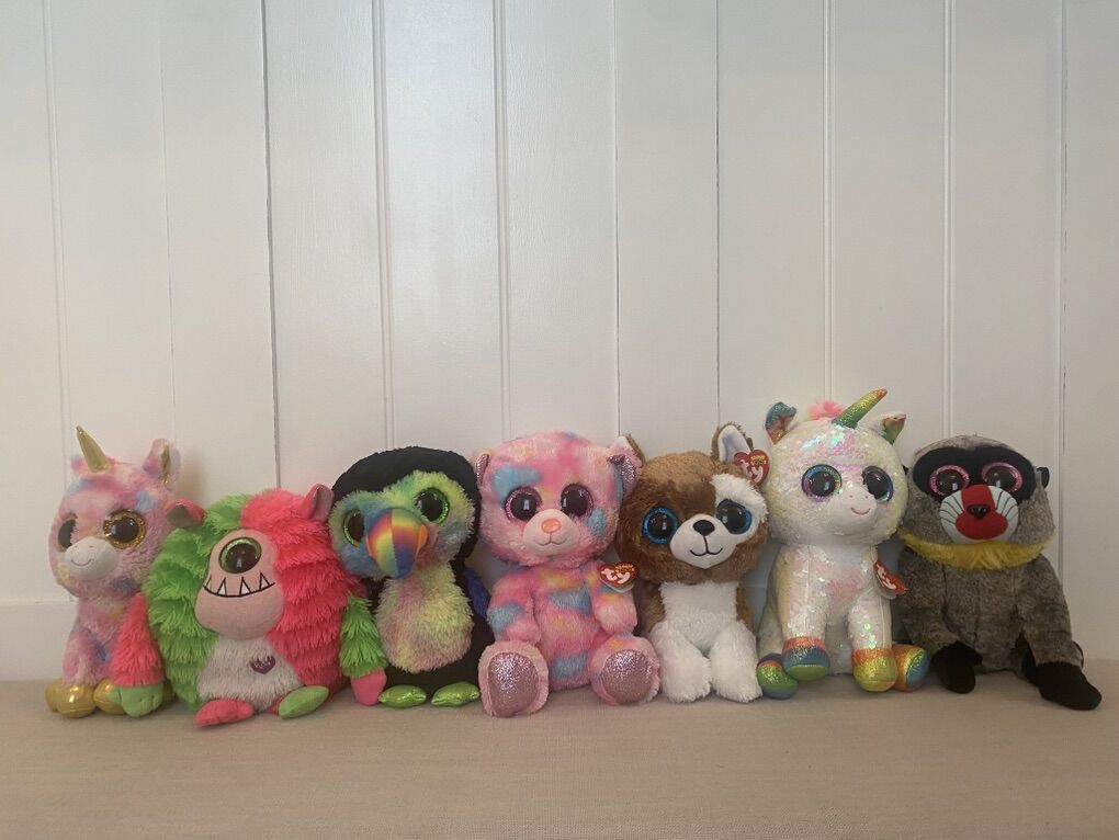 Set of 7 Medium Sized TY Beanie Boos