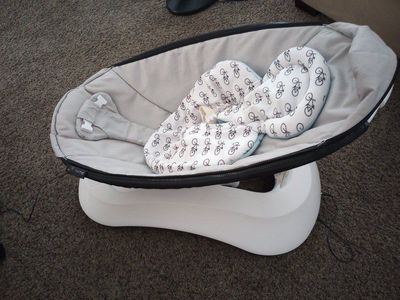 4 moms baby rocker